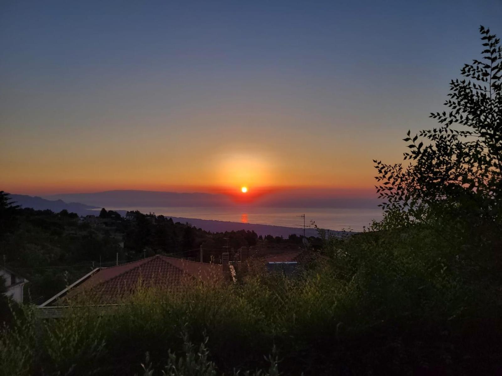 Etna Sunshine Rent Rooms Puntalazzo Екстериор снимка
