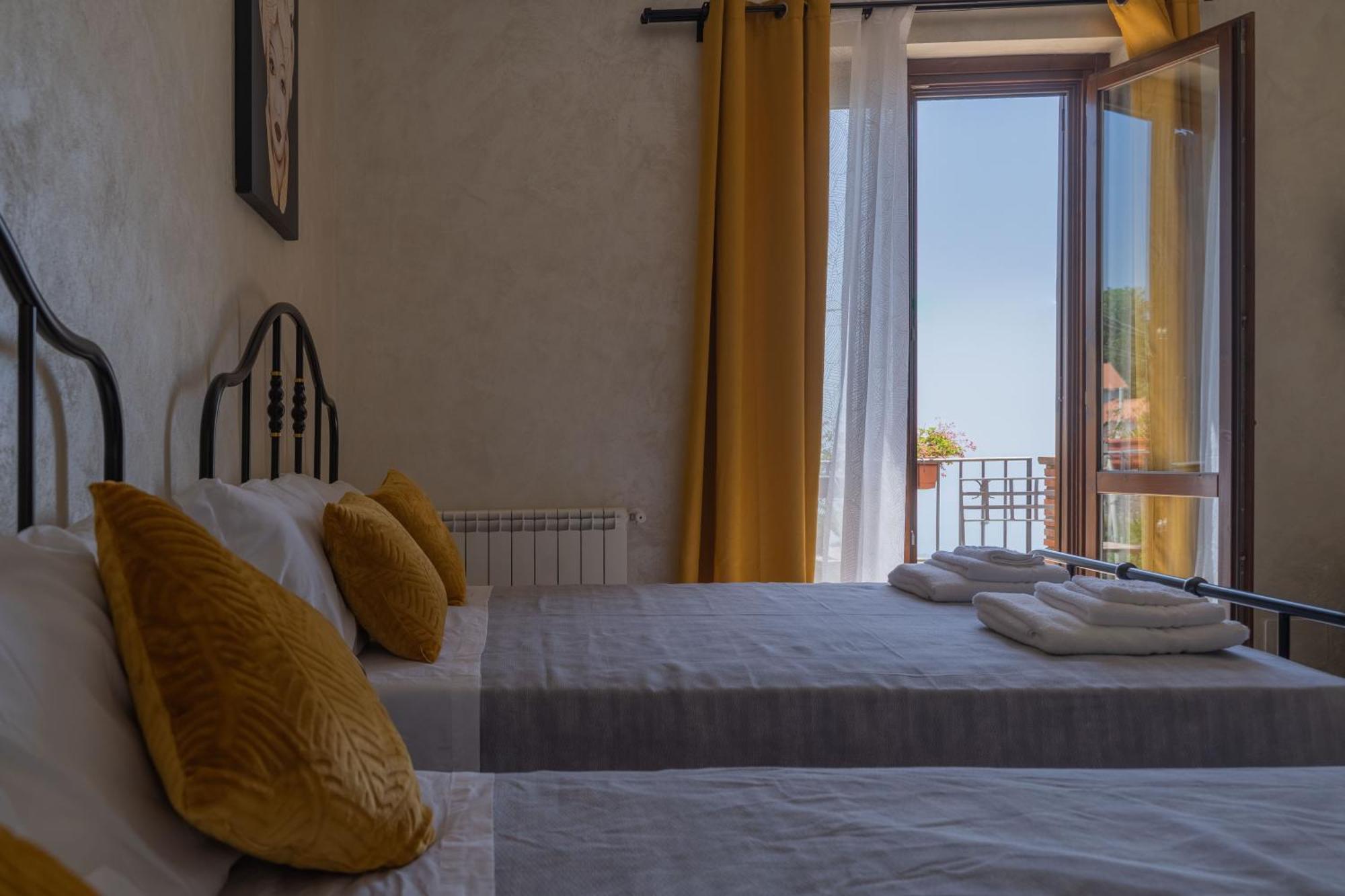 Etna Sunshine Rent Rooms Puntalazzo Екстериор снимка